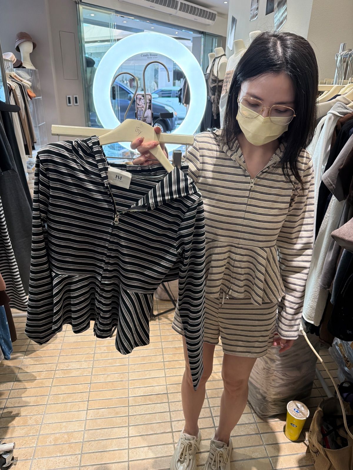 條紋顯瘦拉鍊連帽上衣
