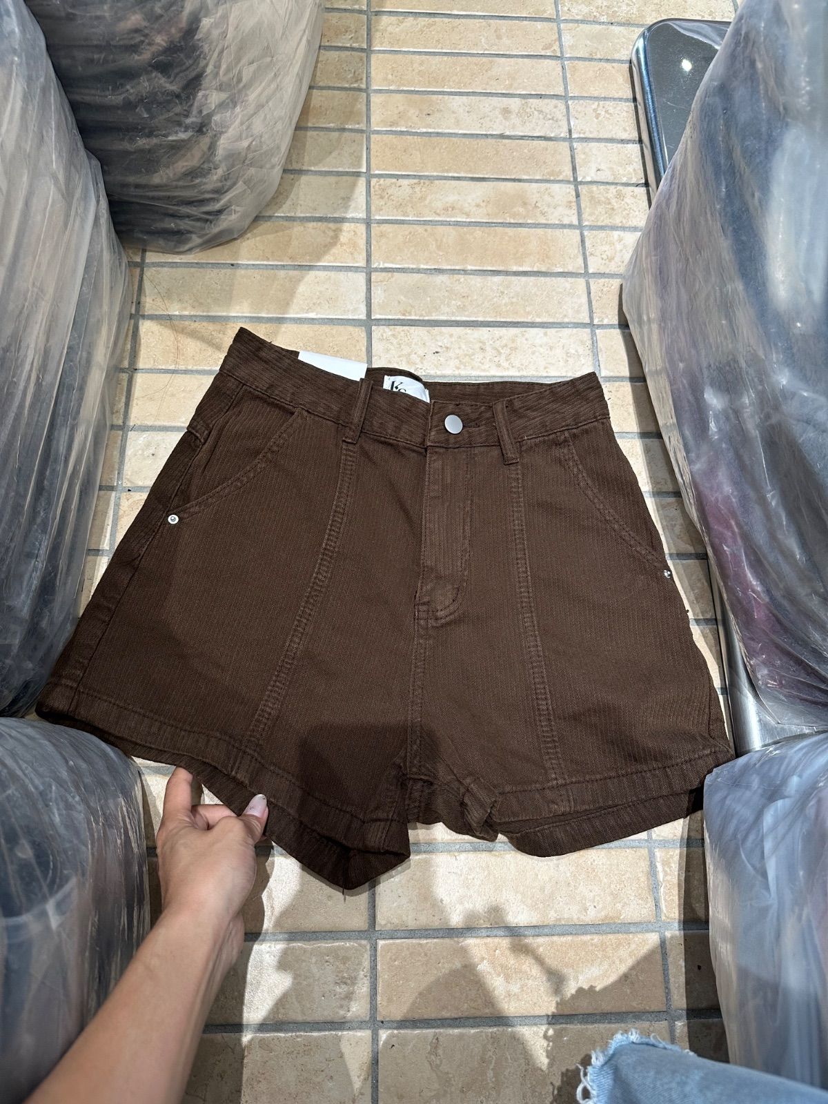 牛仔短褲