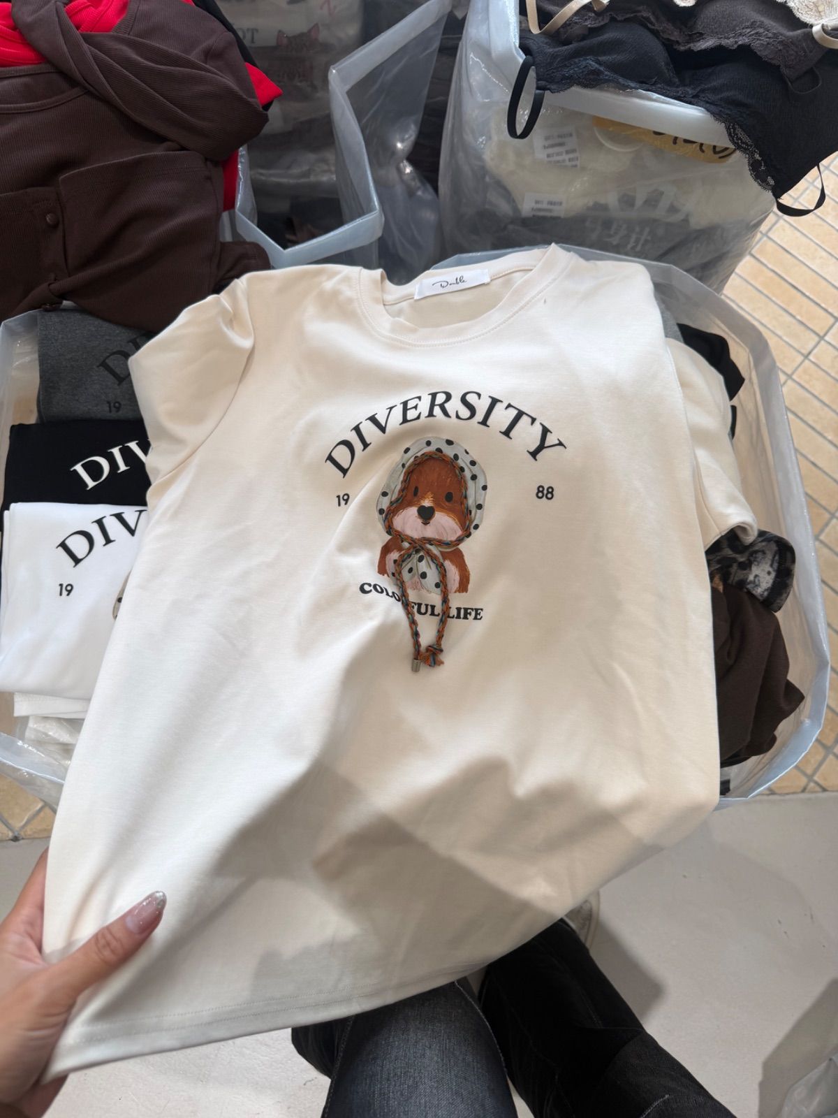 頭巾狗狗 T