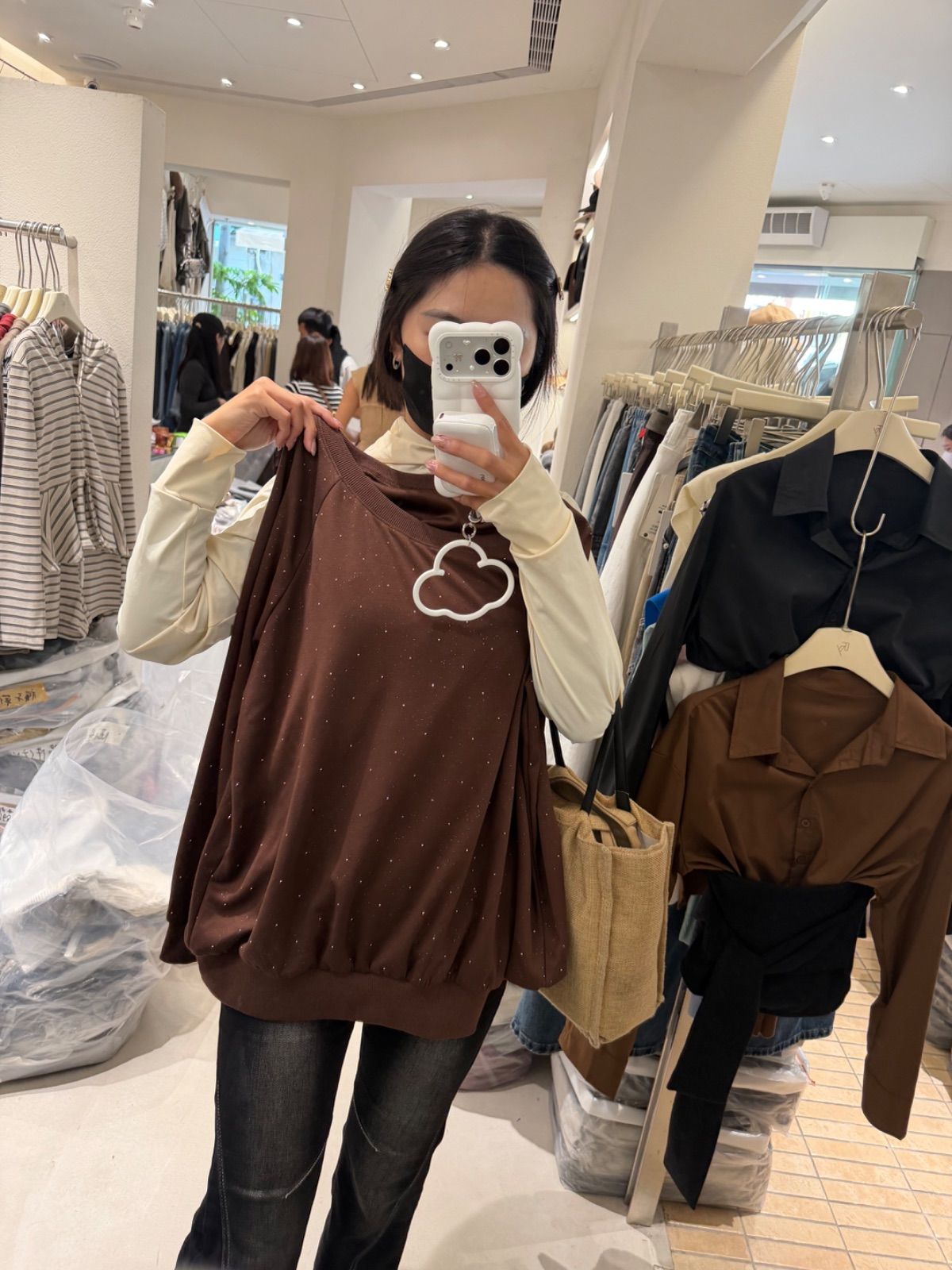 閃鑽大 T 材質很舒服