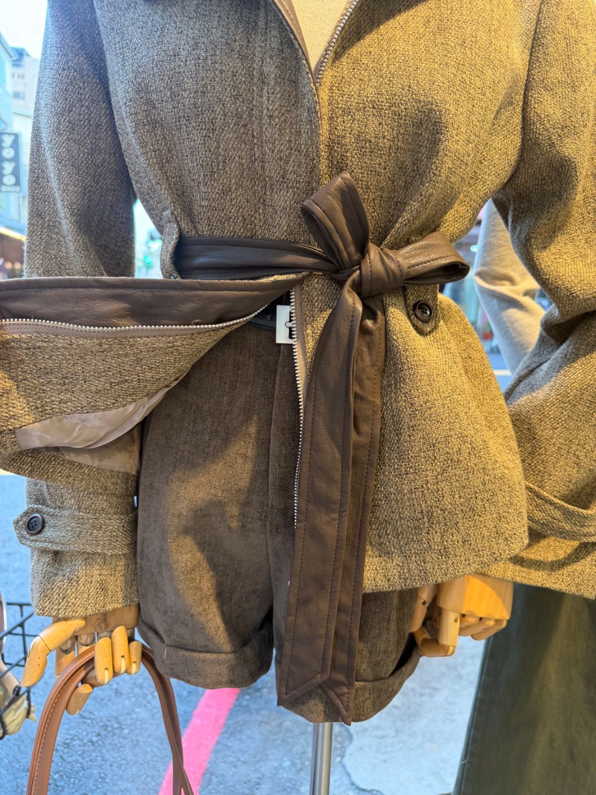 附皮帶短褲